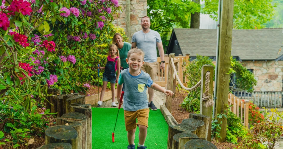Best Mini-Golf, Museums & Games in Downtown Gatlinburg