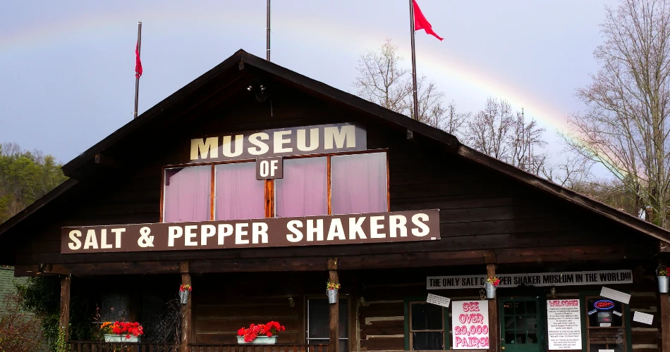 Best Mini-Golf, Museums & Games in Downtown Gatlinburg