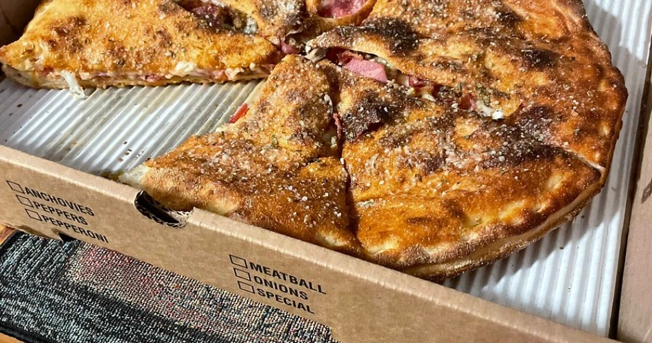 Where to Find the Best Pizza in Gatlinburg