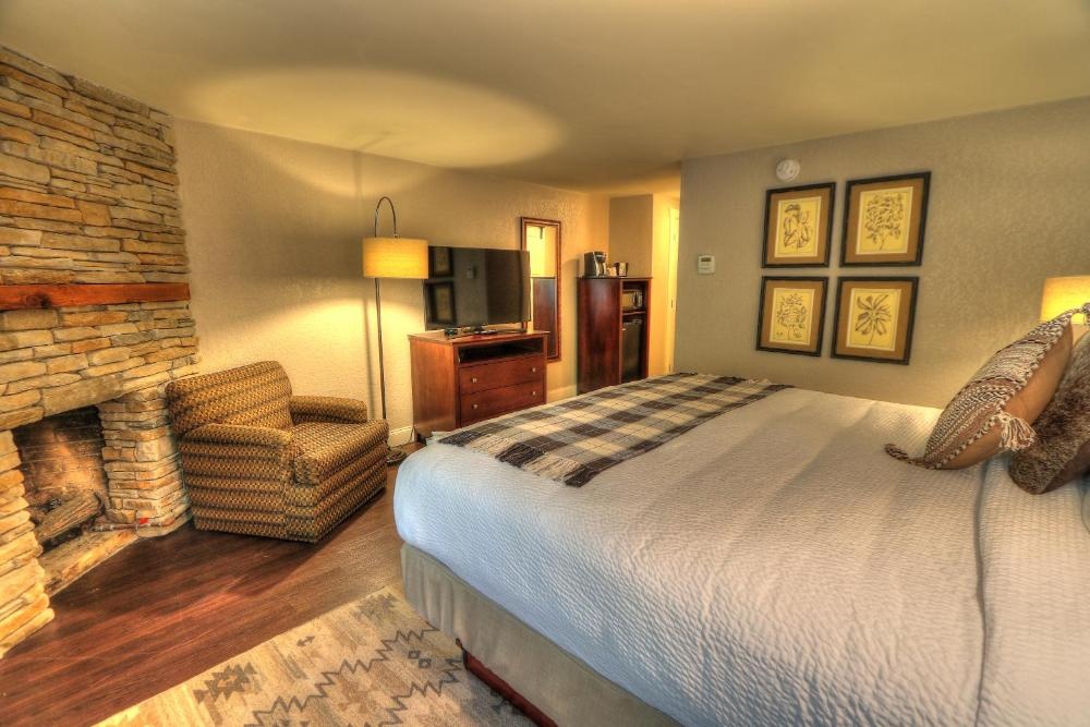 River Edge Inn Image 15