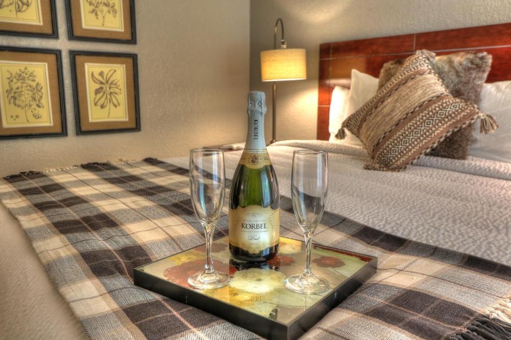 River Edge Inn Image 33
