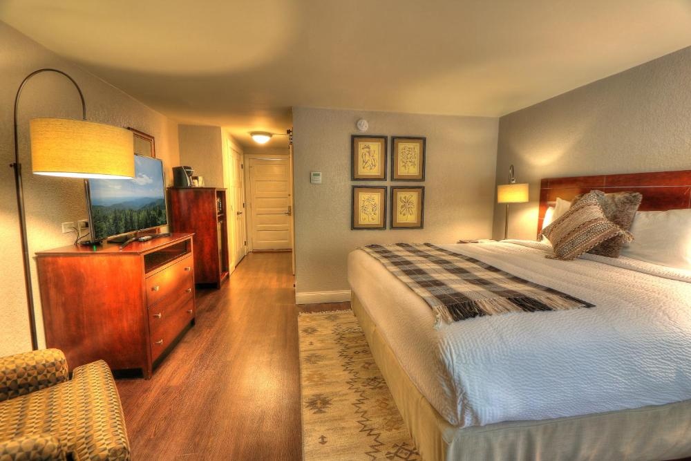 River Edge Inn Image 37