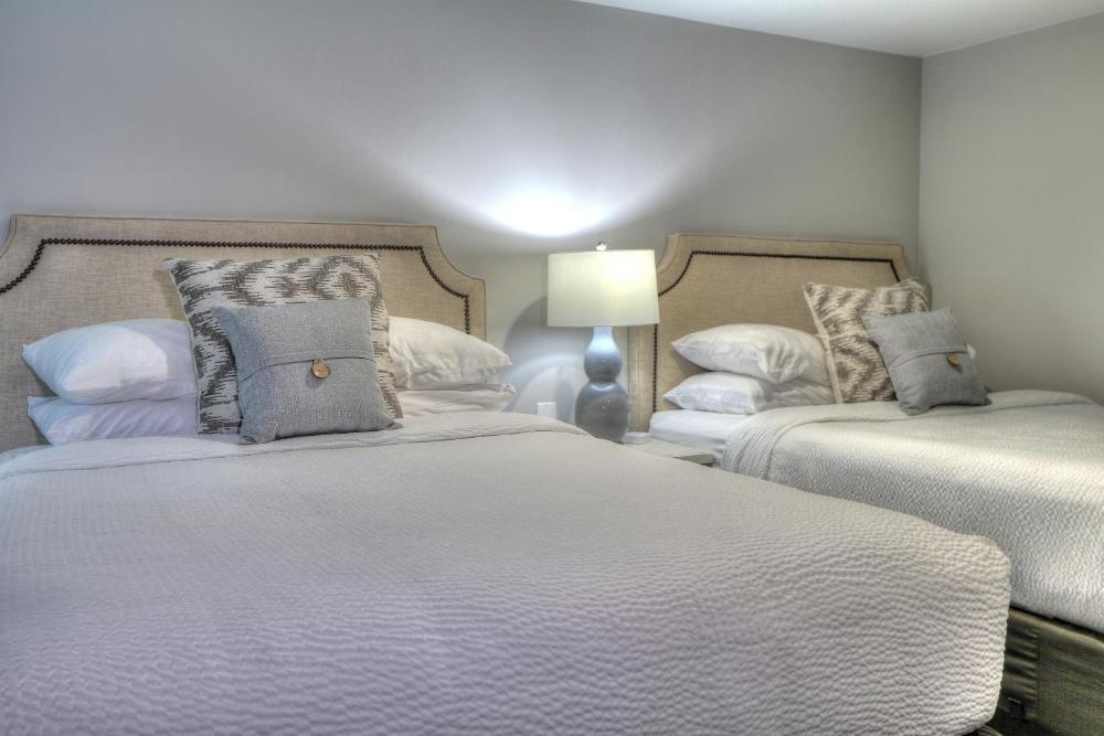 River Edge Inn Image 50